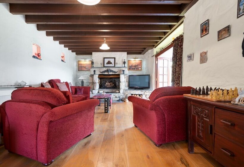 Bed and Breakfast The Cedars