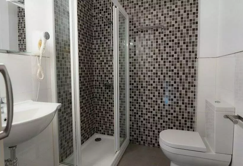 Azz Sevilla Torre de La Plata Apartamentos