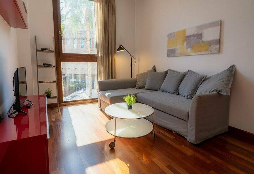 Azz Sevilla Torre de La Plata Apartamentos