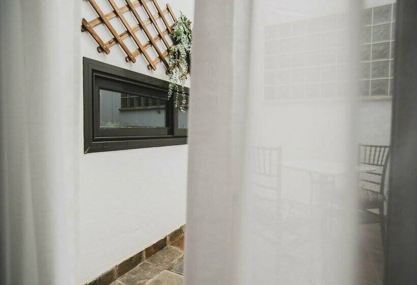 Azz Sevilla Torre de La Plata Apartamentos