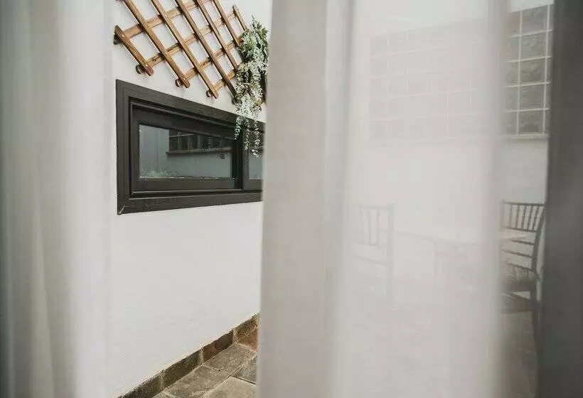 Azz Sevilla Torre de La Plata Apartamentos
