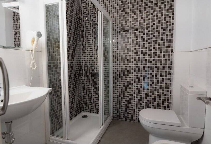 Azz Sevilla Torre de La Plata Apartamentos