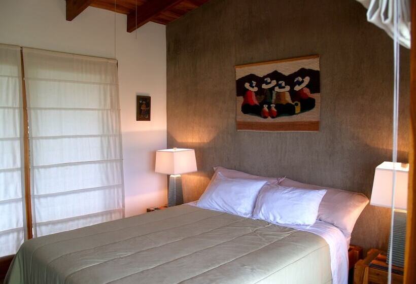 Casa Amanecer Bed & Breakfast