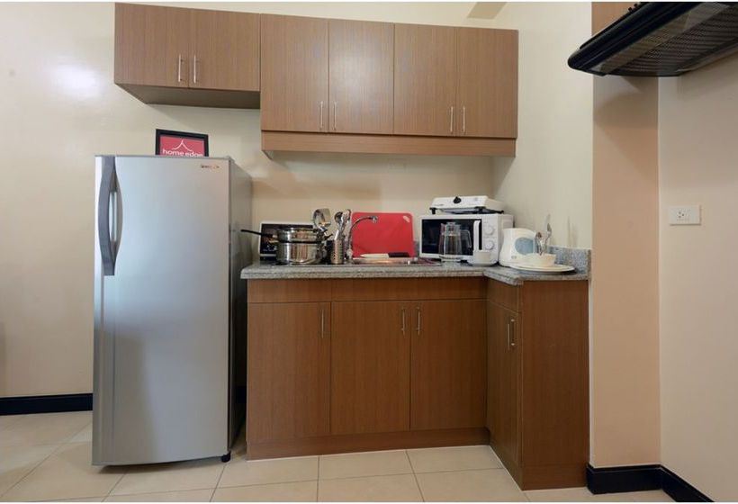 Home Edge Accommodations @ Tivoli Garden Residences