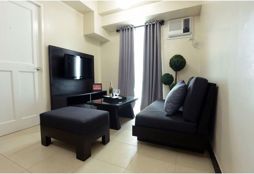 Home Edge Accommodations @ Tivoli Garden Residences