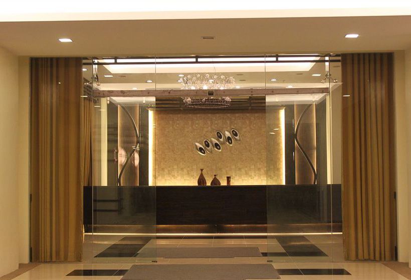 Home Edge Accommodations @ Tivoli Garden Residences