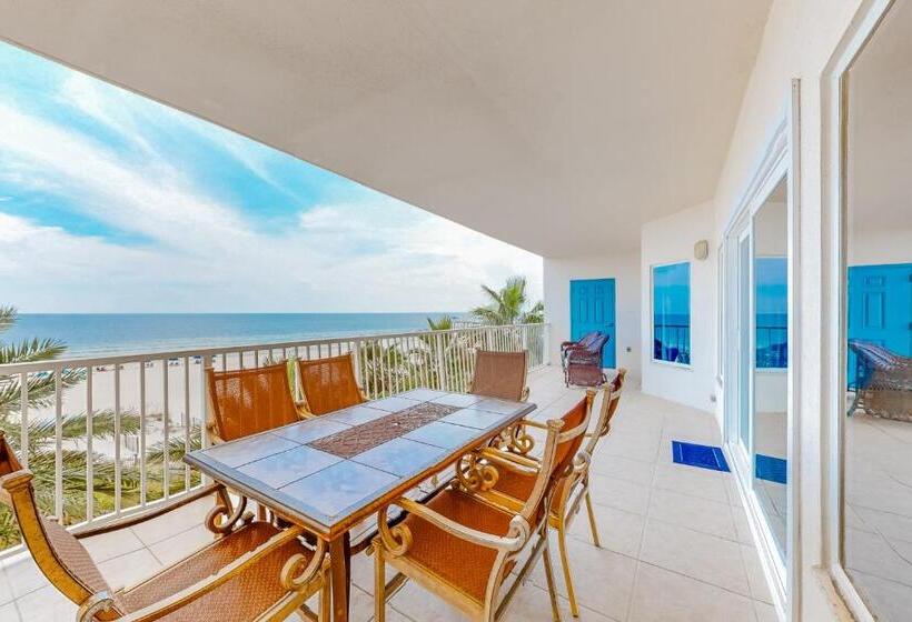 Отель Admirals Quarters 308