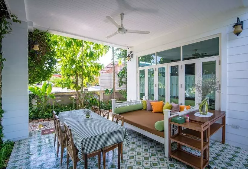 ホテル Baan Yenchai Boutique