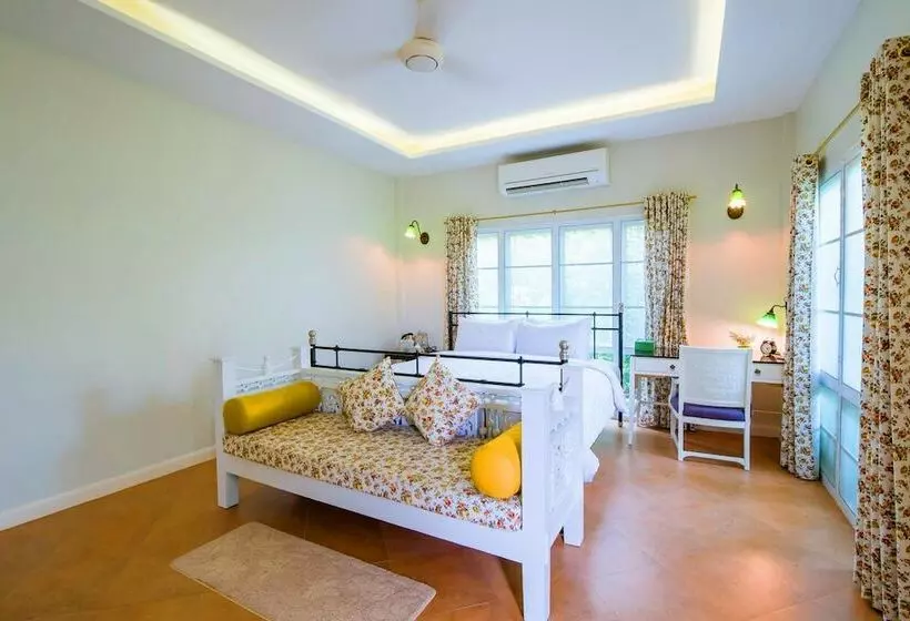 ホテル Baan Yenchai Boutique