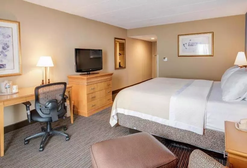 Days Hotel By Wyndham Toms River Jersey Shore