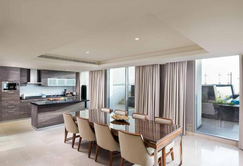 Hotel Grand Millennium Muscat