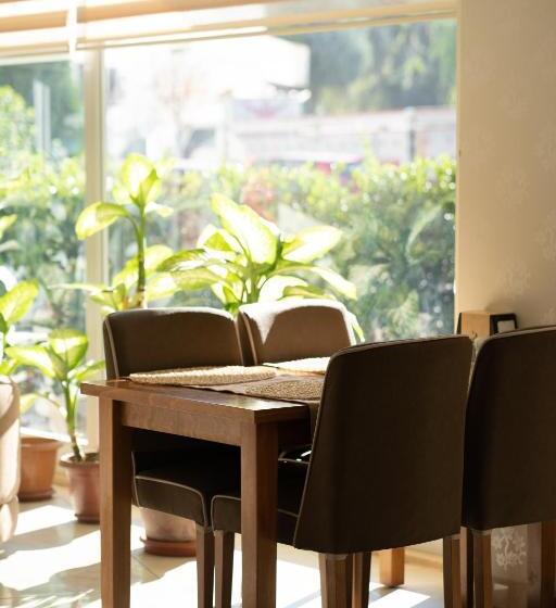 בית מלון כפרי Gulluk Life