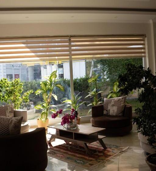 בית מלון כפרי Gulluk Life