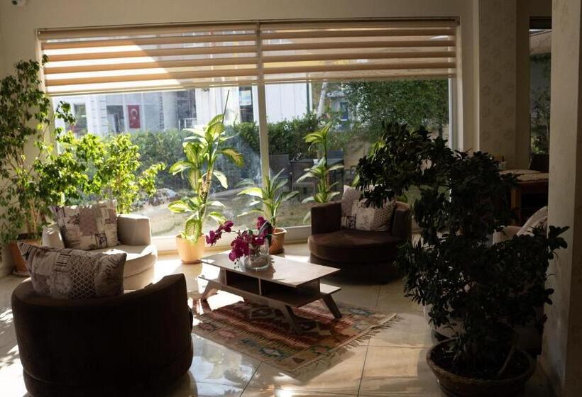 בית מלון כפרי Gulluk Life