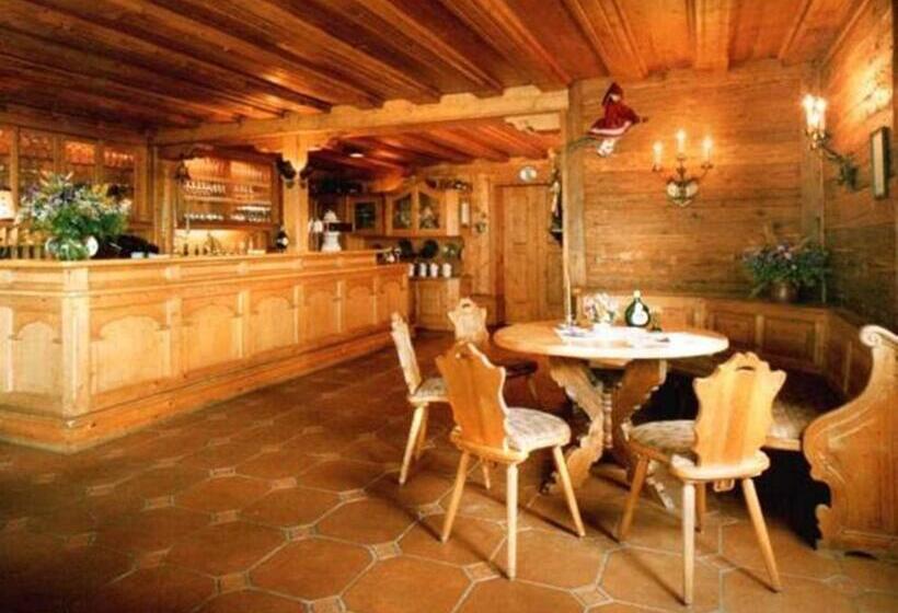 Hotel Käfernberg   Wein