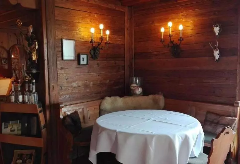 Hotel Käfernberg   Wein