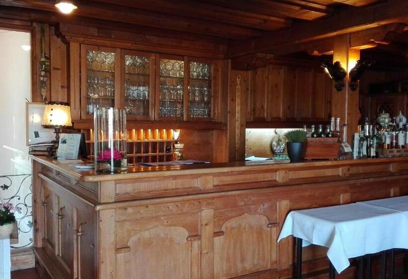 Hotelli Käfernberg Wein