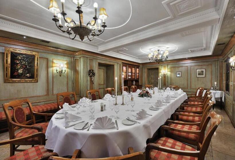 Hotel Käfernberg   Wein