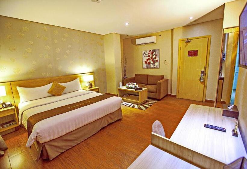 Szálloda Padjadjaran Suites Resort And Convention