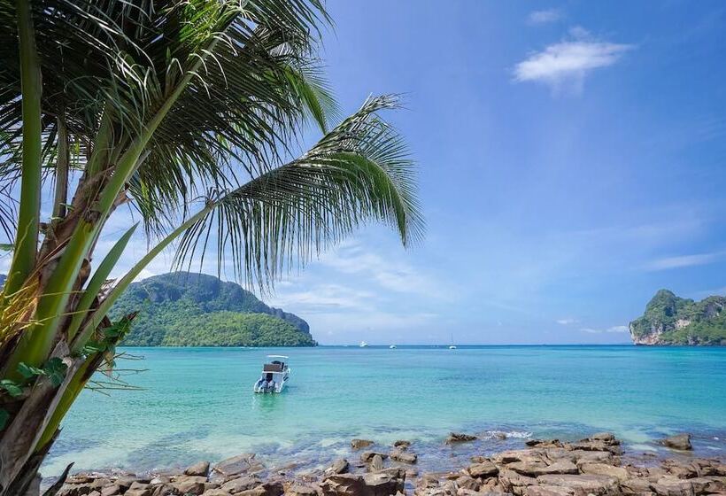 בית מלון כפרי Phi Phi Cozy Seafront Resort