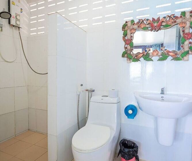 בית מלון כפרי Phi Phi Cozy Seafront Resort