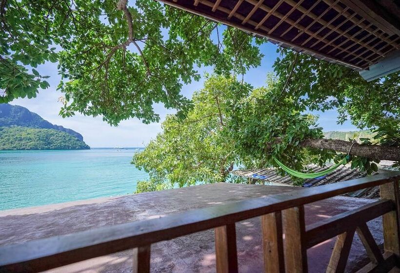 בית מלון כפרי Phi Phi Cozy Seafront Resort
