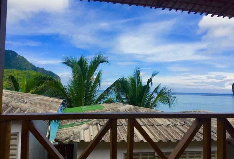 בית מלון כפרי Phi Phi Cozy Seafront Resort