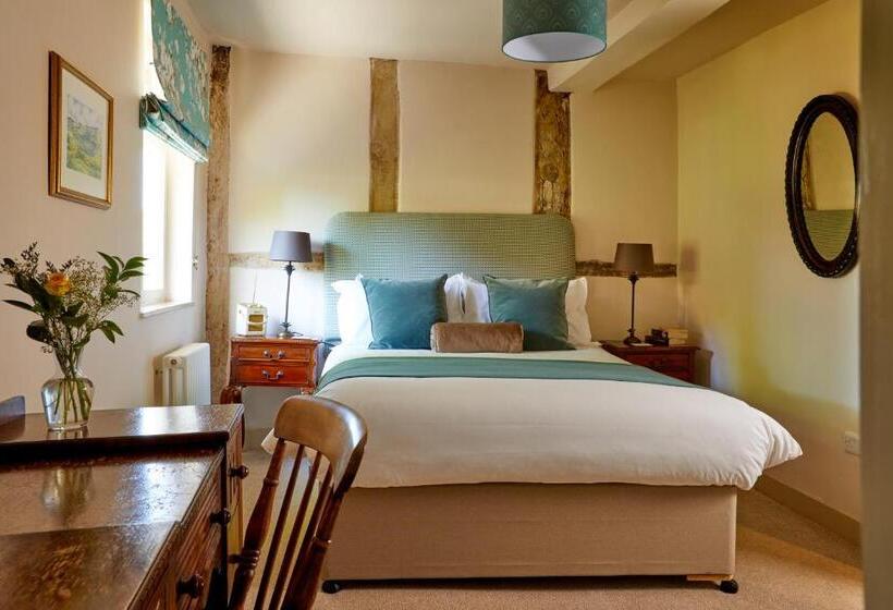 Отель The Greyhound Inn