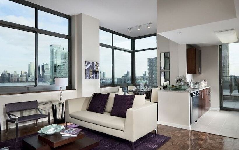 Luxy Suites Washington