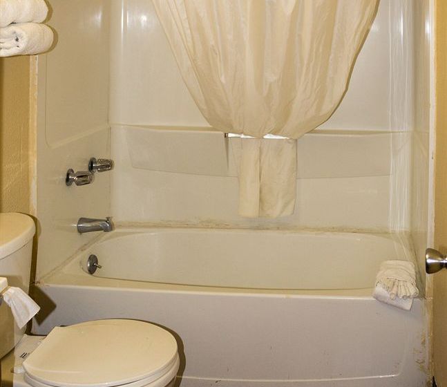 מוטל Regency Inn & Suites