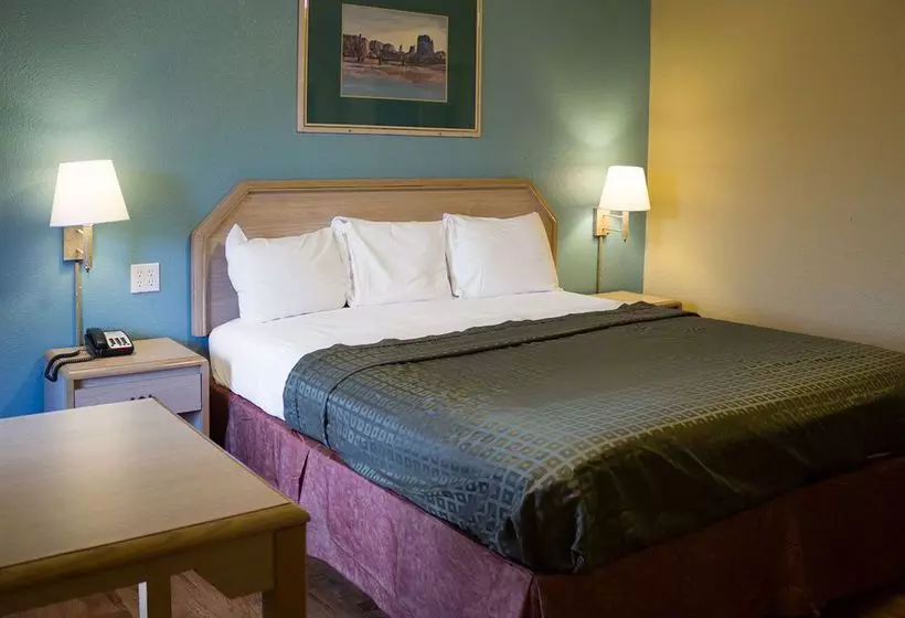 モーテル Regency Inn & Suites