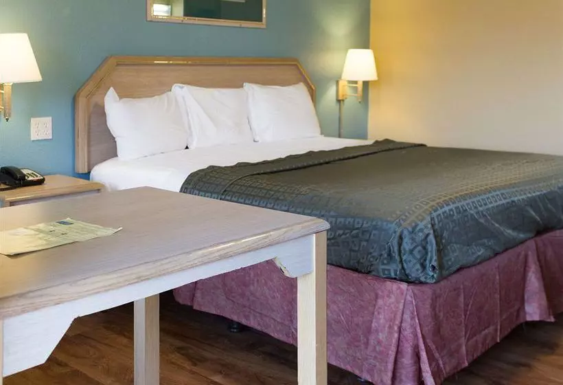 モーテル Regency Inn & Suites