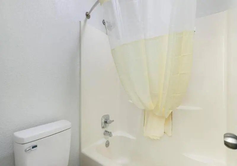 モーテル Regency Inn & Suites