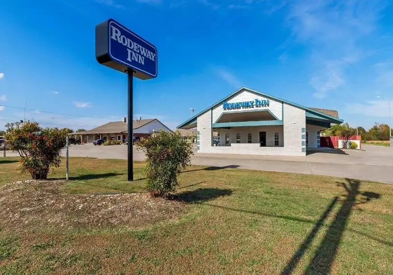 モーテル Regency Inn & Suites