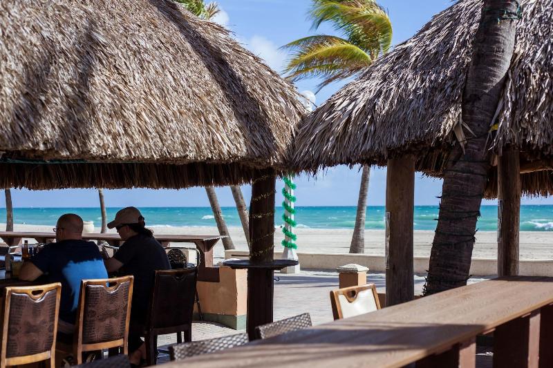 汽车旅馆  Riptide Oceanfront