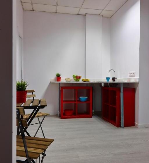 Pil Pil Hostel Bilbao