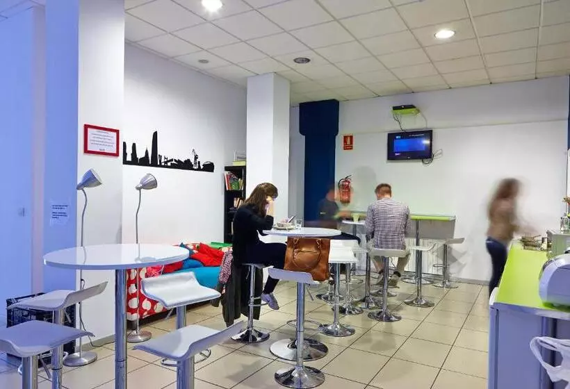 Pil Pil Hostel Bilbao