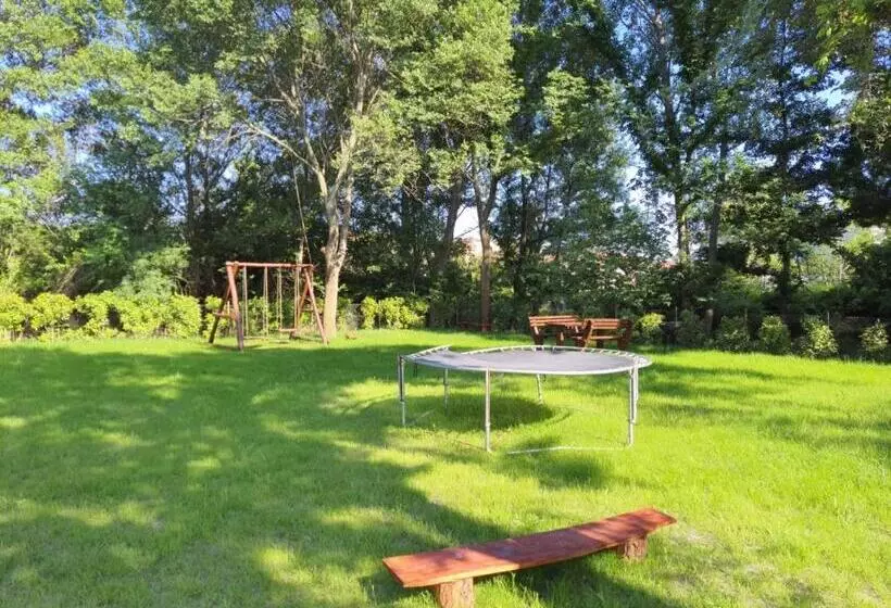 ホテル Frenki S Residence
