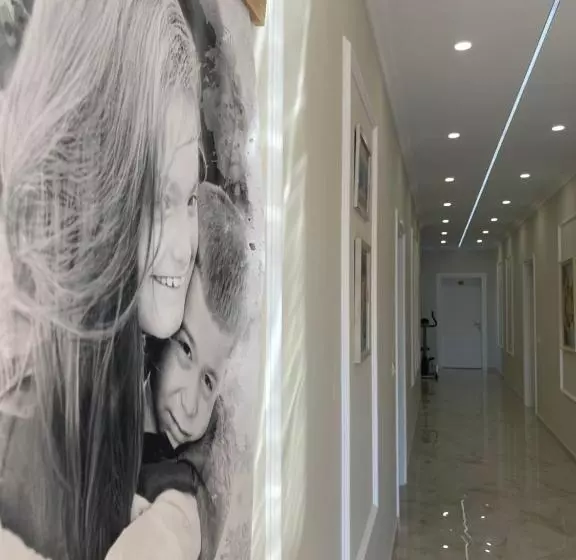 ホテル Frenki S Residence