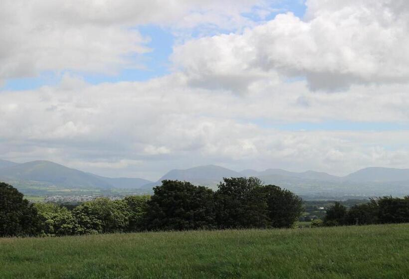 צימר Sea And Mountain View Luxury Glamping Pods Heated