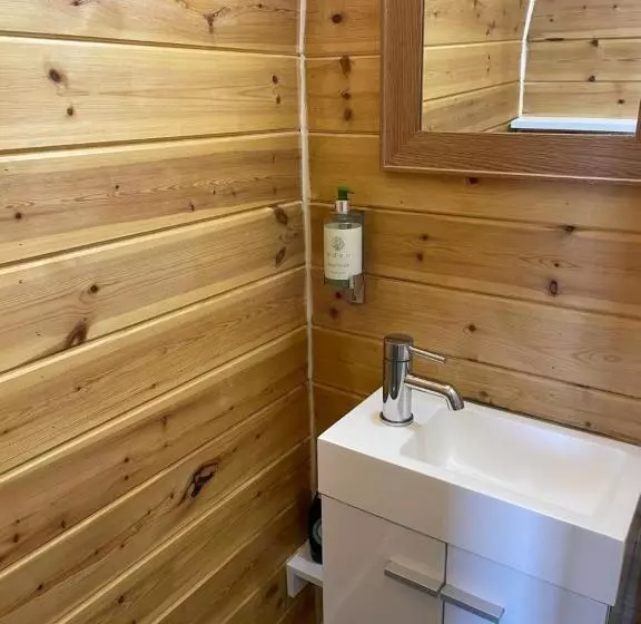 ベッドアンドブレックファースト Sea And Mountain View Luxury Glamping Pods Heated