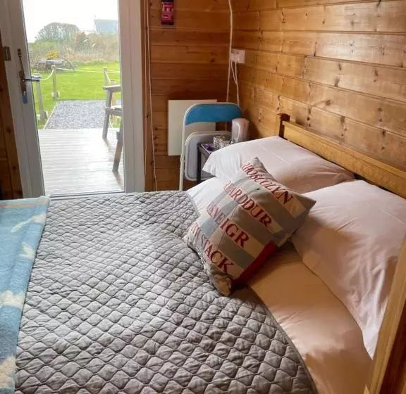 ベッドアンドブレックファースト Sea And Mountain View Luxury Glamping Pods Heated