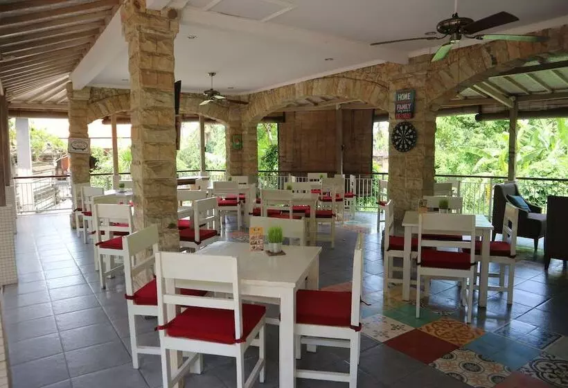 Hotelli Pondok Tulasi Semaya House