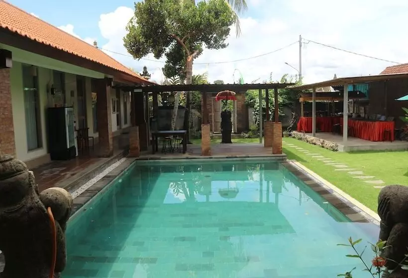 Hotelli Pondok Tulasi Semaya House