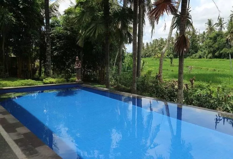 Hotelli Pondok Tulasi Semaya House