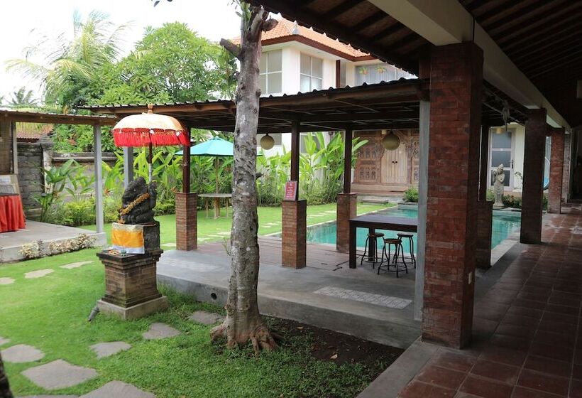 Отель Pondok Tulasi Semaya House