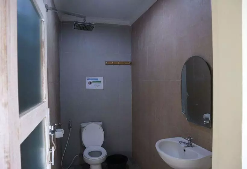 Hotelli Pondok Tulasi Semaya House