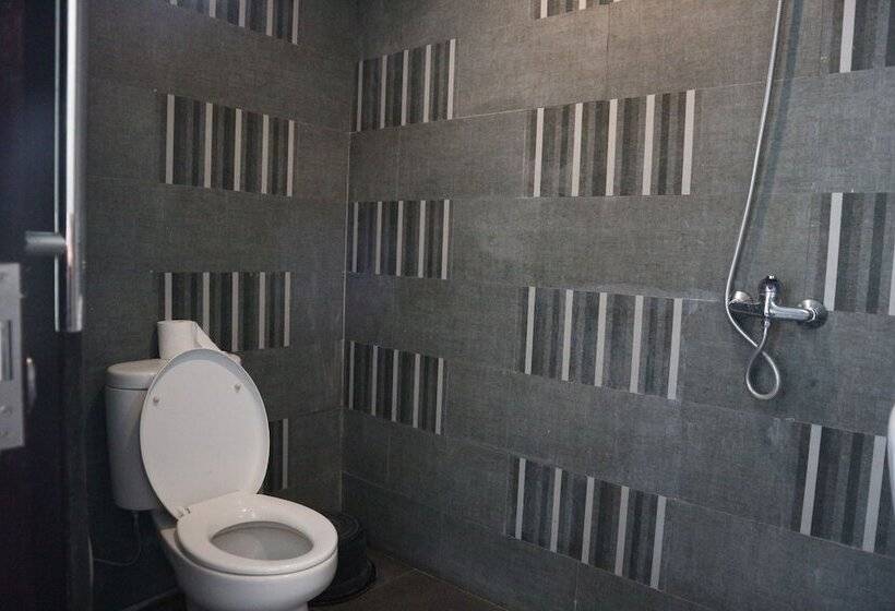 Отель Pondok Tulasi Semaya House