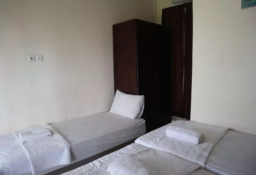 Hotelli Pondok Tulasi Semaya House