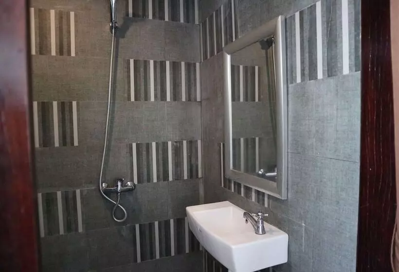 Hotelli Pondok Tulasi Semaya House